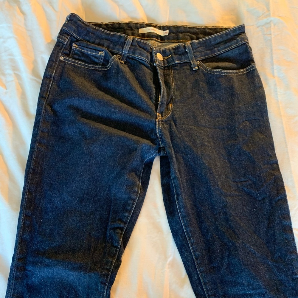 Levi’s 711 skinny jeans